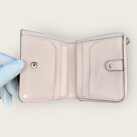Kate Spade Cameron Paper Rose Small L-zip Bifold Wallet - Picture 5 of 13